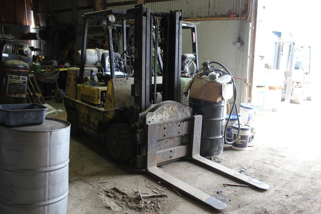 Hyster LP 8,000 lbs.  Solid Tire Forklift, Cascade Rotator, Dual Mast, 120 in., S/N D004D08909X, (60