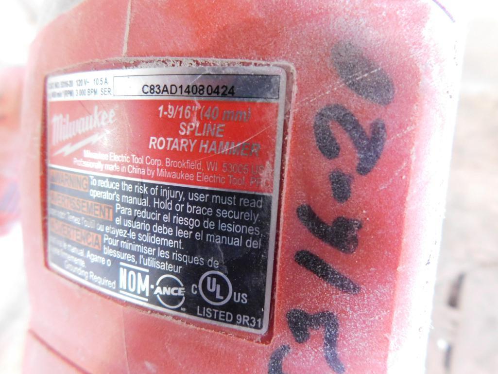 Milwaukee Spline Rotary Hammer