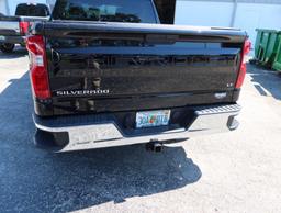 2021 Chevy Silverado 1500 2WD LT Crew Cab Roll N Lock, Gas, License# 30A-DIB, VIN 1GCPWCED2MZ376386,