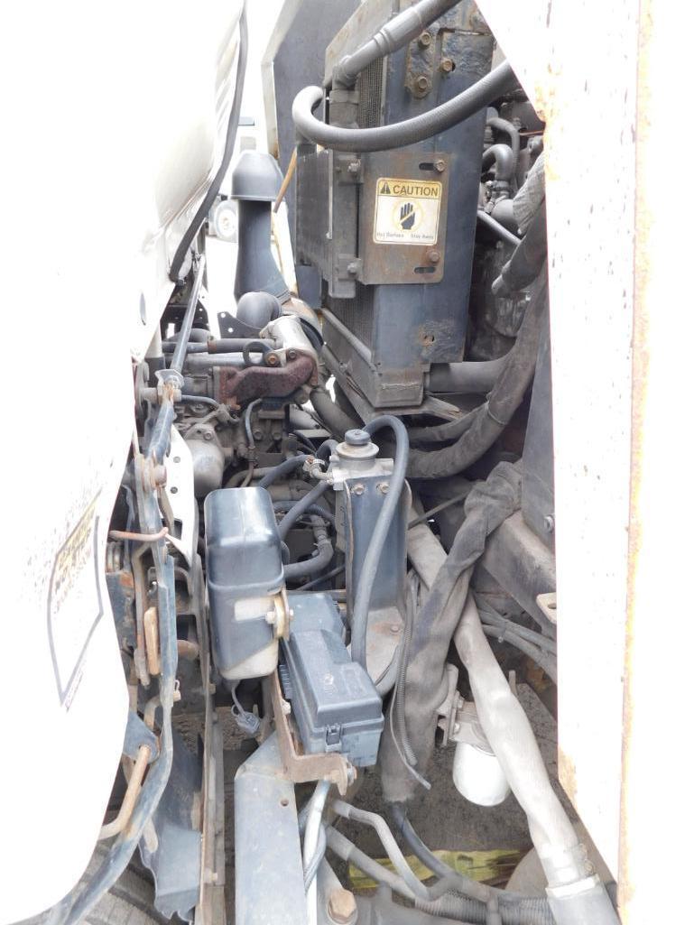 2005 GMC W-5500 Sweeper Truck, VIN J8DE5B16257901874, Automatic Transmission, Isuzu 4HKITC Turbo