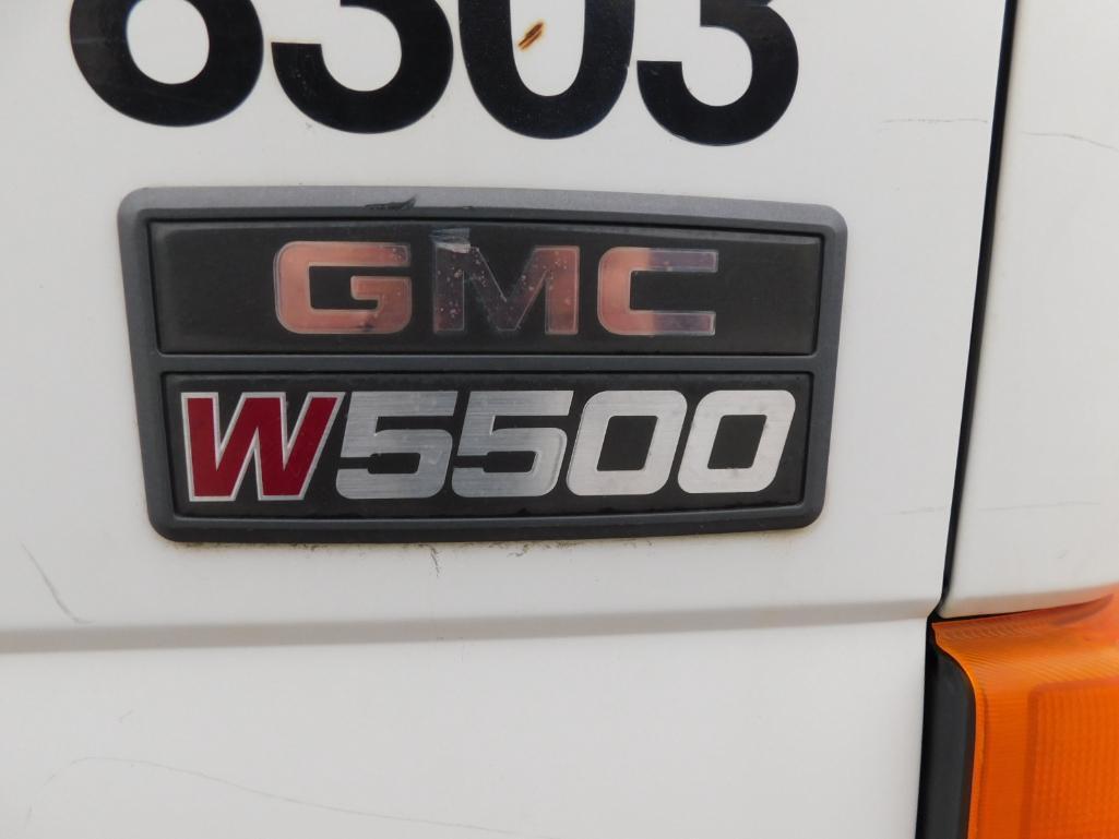 2005 GMC W-5500 Sweeper Truck, VIN J8DE5B16257901874, Automatic Transmission, Isuzu 4HKITC Turbo