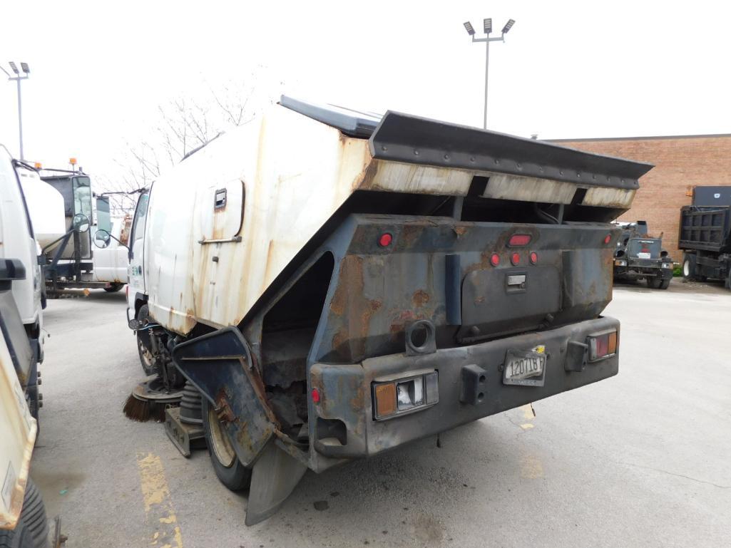 2005 GMC W-5500 Sweeper Truck, VIN J8DE5B16257901874, Automatic Transmission, Isuzu 4HKITC Turbo
