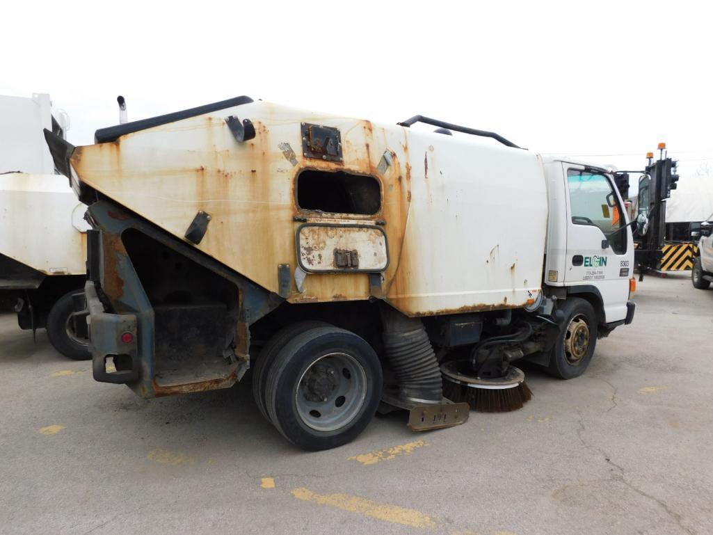2005 GMC W-5500 Sweeper Truck, VIN J8DE5B16257901874, Automatic Transmission, Isuzu 4HKITC Turbo