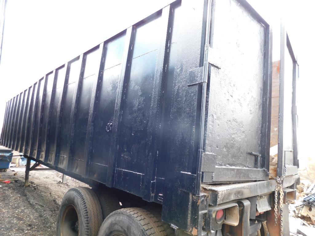 30' Scrap Gondola Trailer (NO TITLE) (LOCATED AT: 1255 Gifford Rd., Elgin, IL 60120)