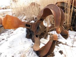 Bateman 4-Tine Hydraulic Grapple (LOCATED AT: 1255 Gifford Rd., Elgin, IL 60120 )