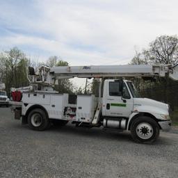 Altec DM47TR Rear Mounted Digger Derrick, S/N 0910DV4752, 12,000 Lb. Winch, 18" Auger (2010),