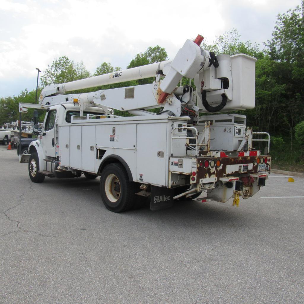 Altec AA755, 55' Rear Mounted 2-Man Bucket Aerial Boom, S/N 0413BZ7264, Front & Rear A-Frame