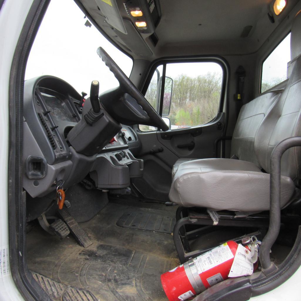 Altec AA755, 55' Rear Mounted 2-Man Bucket Aerial Boom, S/N 0113BZ7185, Front & Rear A-Frame