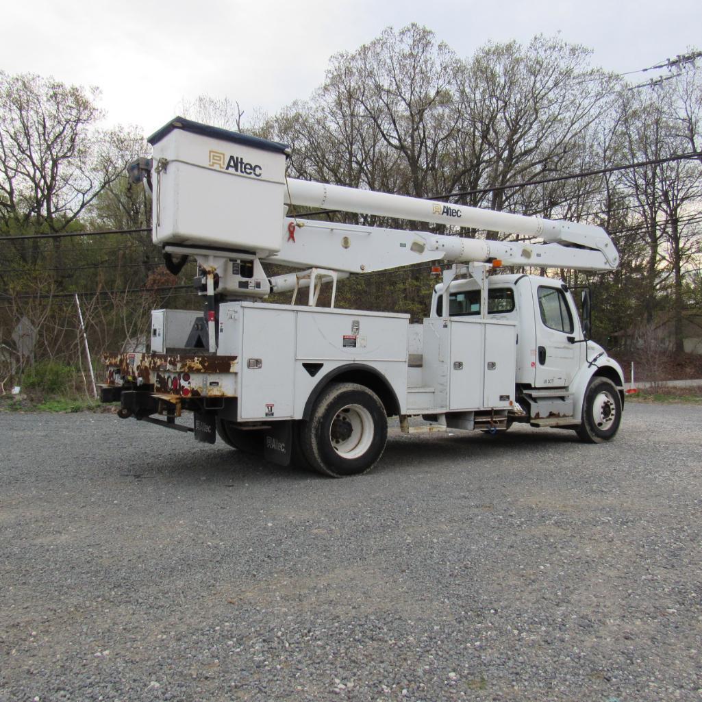 Altec AA755, 55' Rear Mounted 2-Man Bucket Aerial Boom, S/N 0113BZ7185, Front & Rear A-Frame