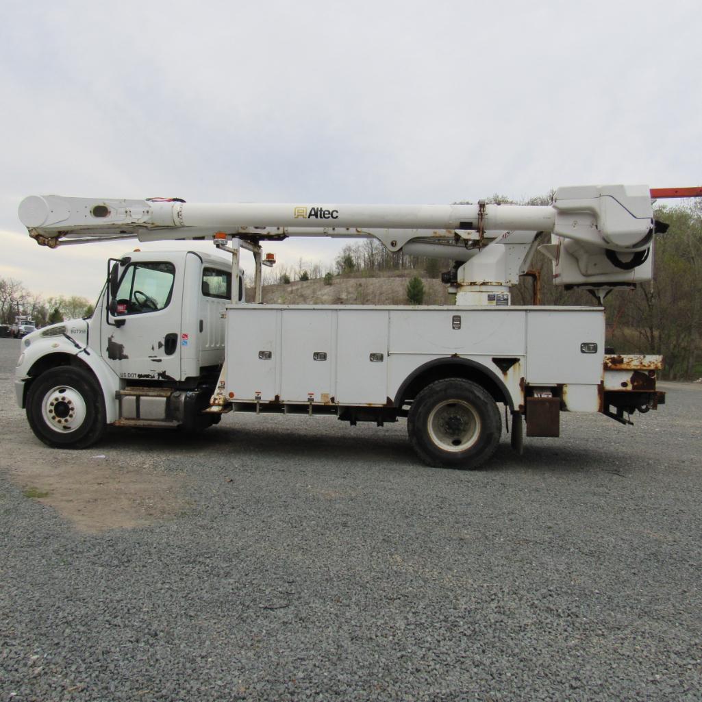 Altec AM55, 55' Rear Mounted 2-Man Bucket Areial Boom, S/N 0412DM3891, Front & Rear A-Frame
