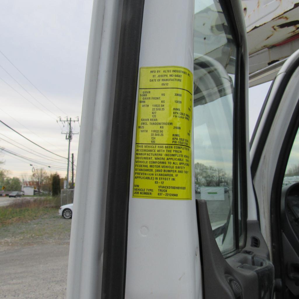 Altec AM55, 55' Rear Mounted 2-Man Bucket Areial Boom, S/N 0412DM3891, Front & Rear A-Frame