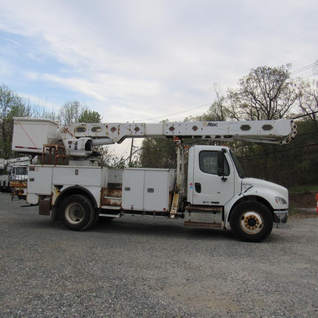 Altec AM55, 55' Rear Mounted 2-Man Bucket Areial Boom, S/N 0412DM3891, Front & Rear A-Frame