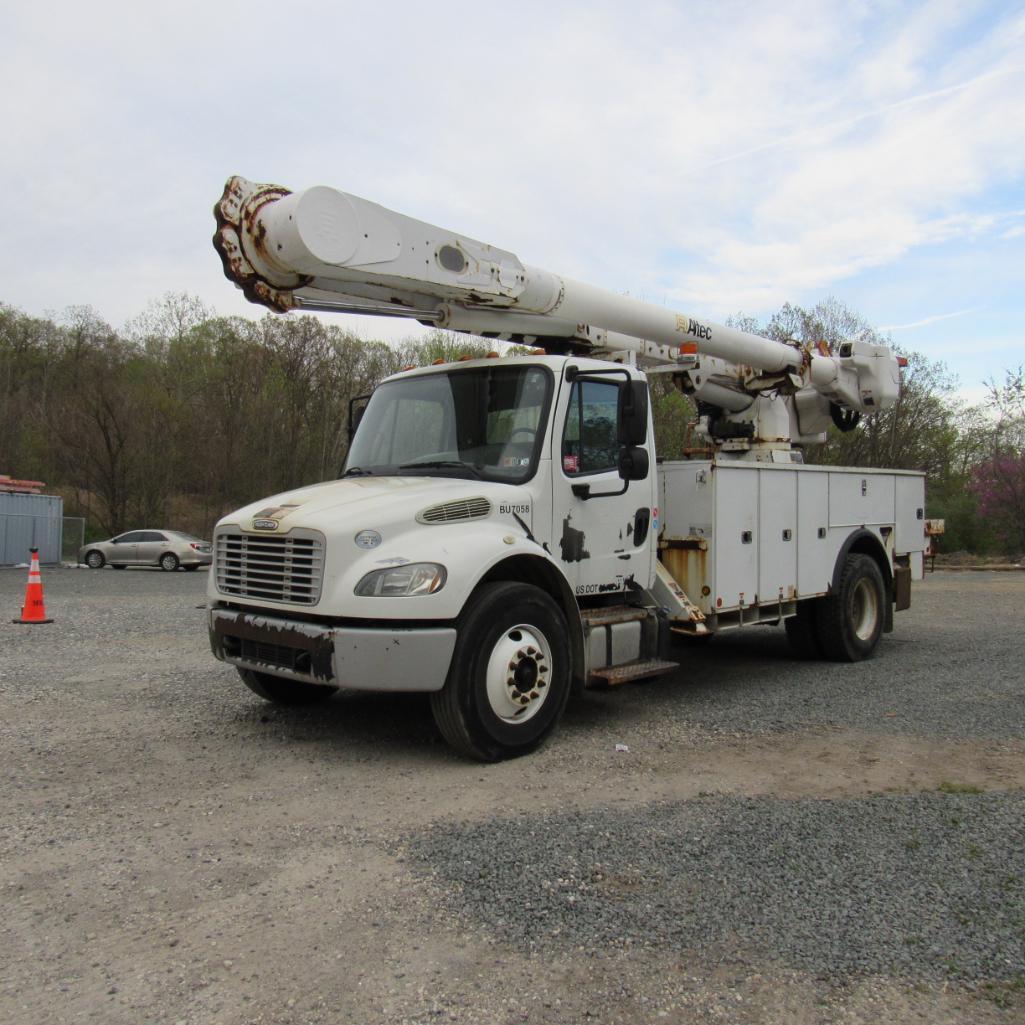Altec AM55, 55' Rear Mounted 2-Man Bucket Areial Boom, S/N 0412DM3891, Front & Rear A-Frame