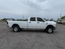 2018 Dodge Ram 2500 ST Crew Cab Pickup Truck, VIN: 3C6UR5HJ7JG390147, 6.4 L Heavy Duty V8 Hemi, 4 x