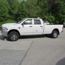 2018 Dodge Ram 2500 Crew Cab Truck 4 x 4 , 8' Box, VIN: 3C6UR5HJ0JG390152, 6.4 L Hemi Gas Engine,