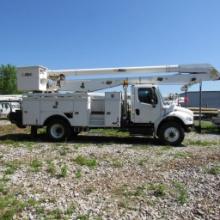 Altec AA755, 55' Rear Mounted 2-Man Aerial Boom, S/N 0413BZ7255, Front & Rear A-Frame Outriggers