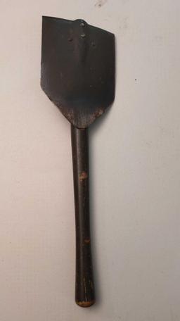 Unmarked US Military Style Folding Shovel