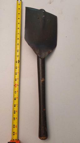 Unmarked US Military Style Folding Shovel