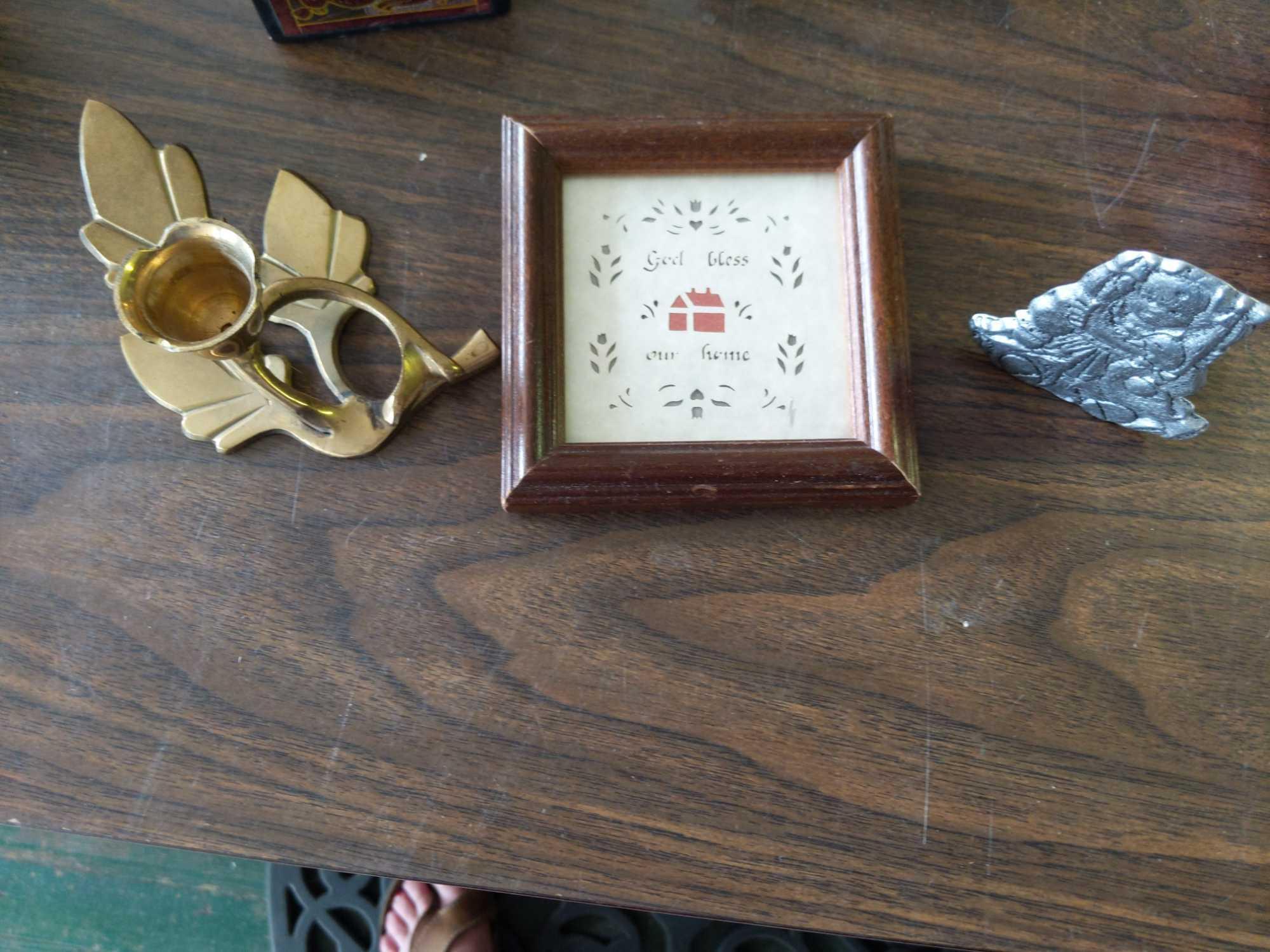 Decorative lot