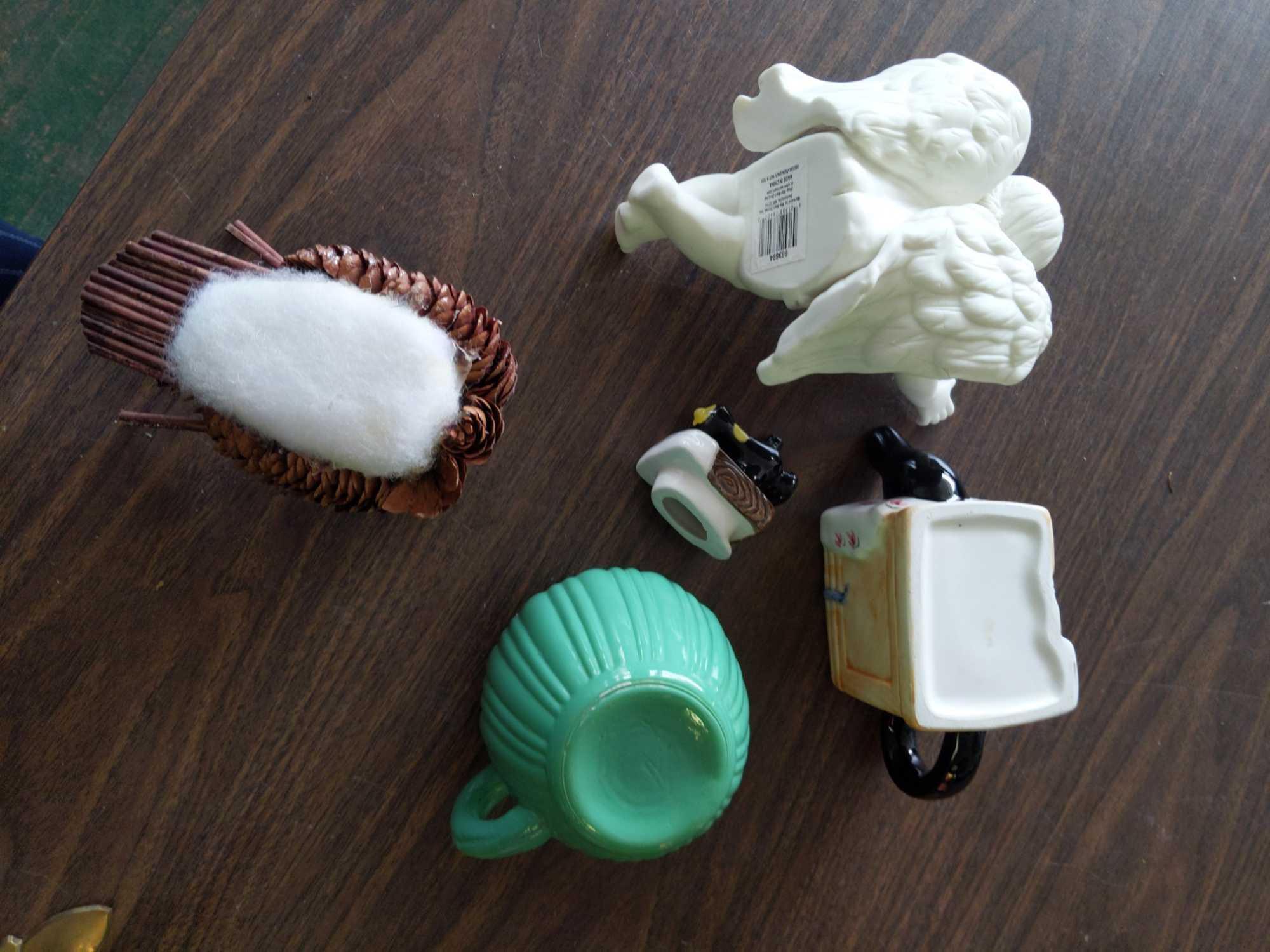 Decorative lot