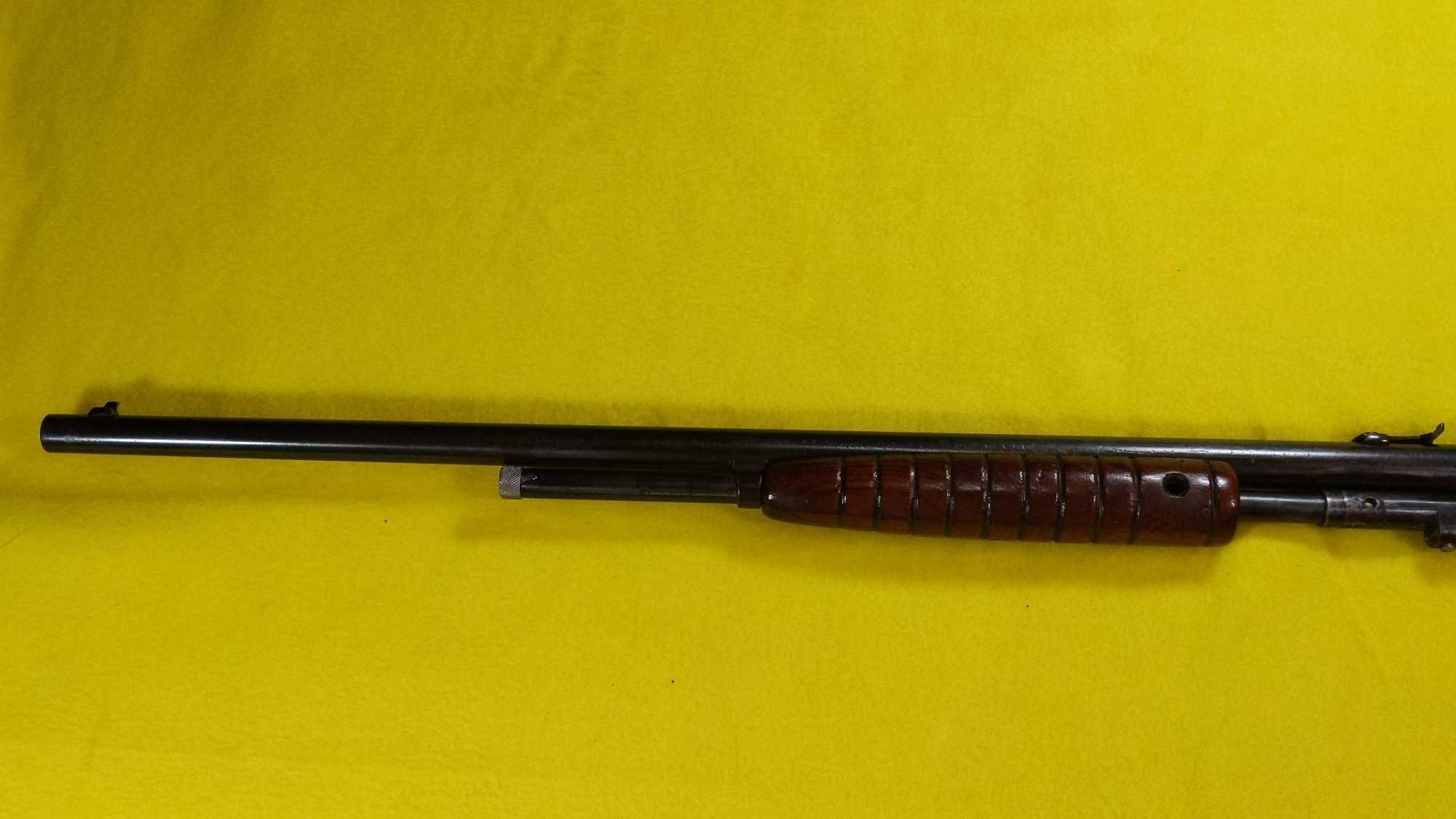 Remington 22 cal Pump S,L,LR Rifle SN 260200 (inoperable)