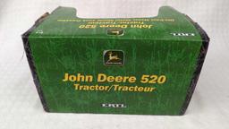 Ertl John Deere 520 Tractor 1:16 scale