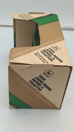 ERTL JOHN DEERE 1934 MODEL A TRACTOR 1:16 Dusty Box