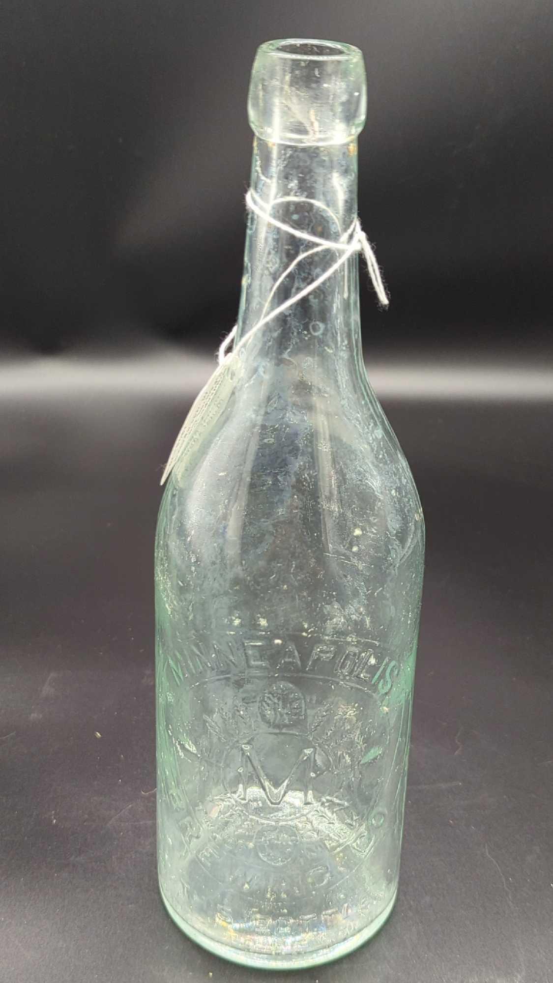 MINNEAPOLIS BREWING CO. 11.5" PRE-PROHIBITION BOTTLE 1893-1920