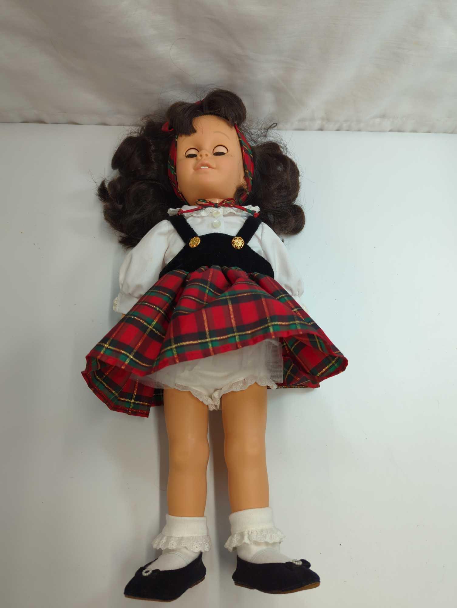 MATTEL'S HOLIDAY CHATTY CATHY DOLL 20" WORKS