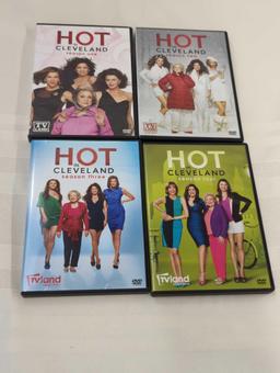 DVD SET "HOT IN CLEVELAND" SEASONS 1-4