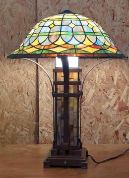 ORNATE STAIN GLASS LOOK LAMP 25"