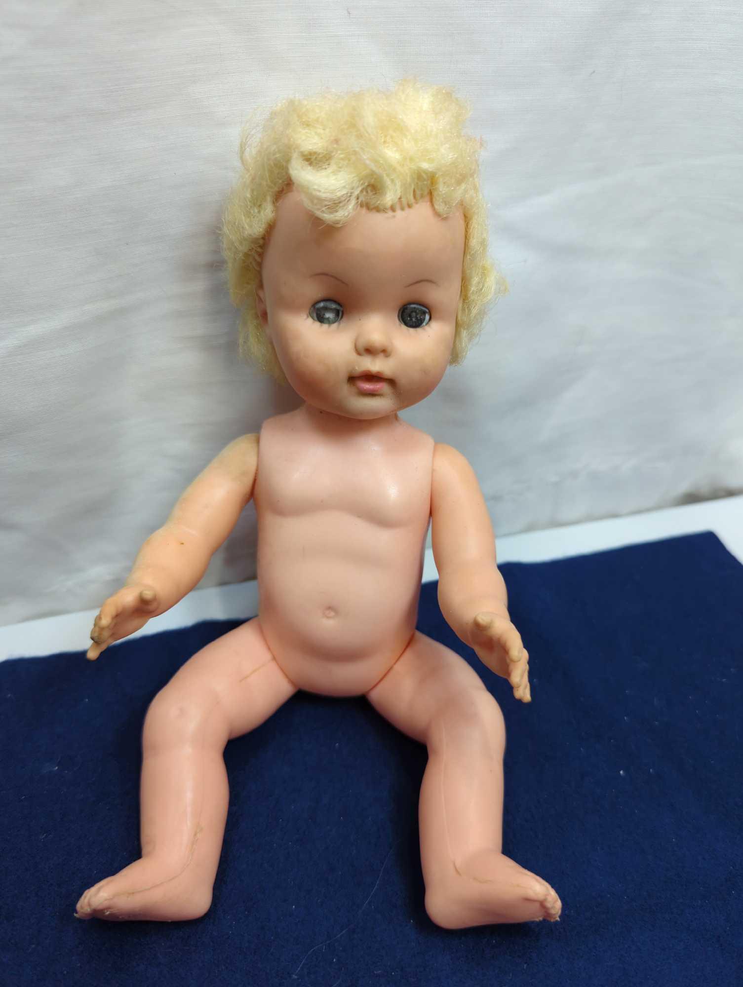 VINTAGE BABY DOLL KAY SAM 4065 10"