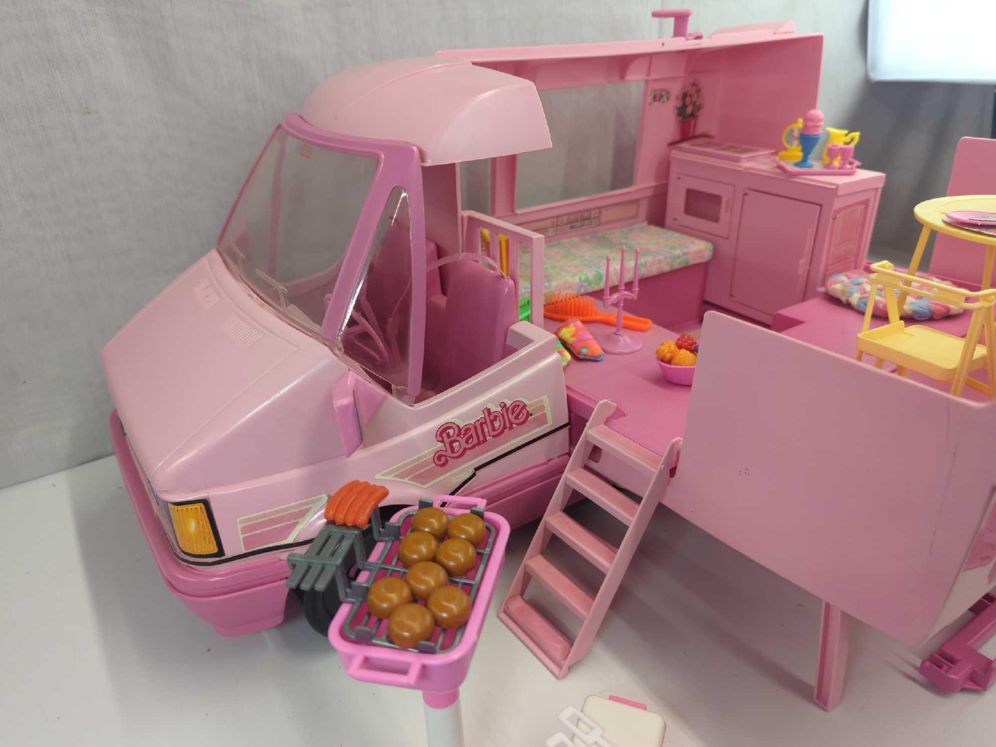 BARBIE 1988 MAGICAL MOTORHOME NOT COMPLETE NO BOX