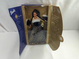 BARBIE DOLL 2001 HISPANIC F649041 "RING IN THE NEW YEAR"