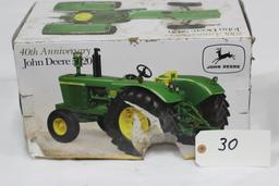 #30 JOHN DEERE 5020 TRACTOR 40TH ANNIVERSARY 1/16-SCALE (NIB, BOX DAMAGED)