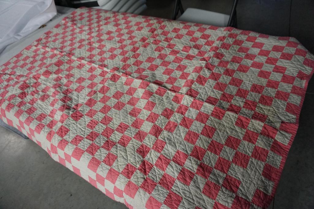 "1847 D. COSLEY" SIGNED COVERLET, (4) QUILTS