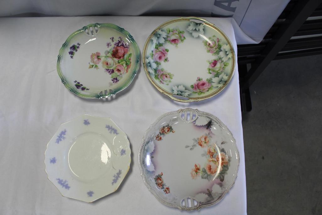 LARGE AMOUNT OF HANDPAINTED CHINA PLATES AND BERRY BOWLS (42) PIECES.