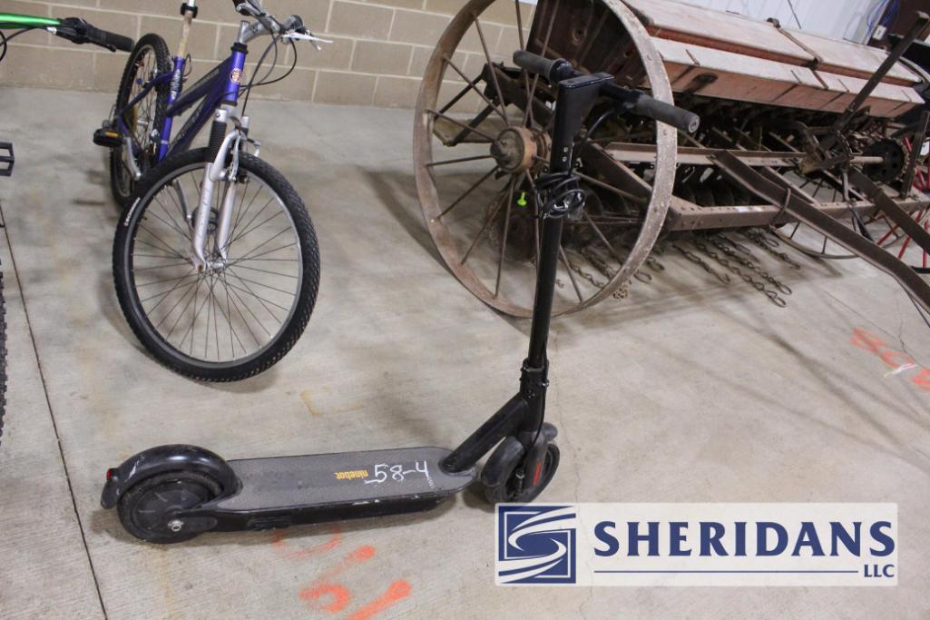 58-4: SCHWINN SIDEWINDER BICYCLE, 26" X 1.95 WHEELS, 21 SPEED AND NINEBOT E