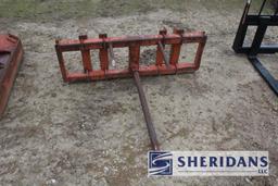 45-6: LOADER MOUNT BALE SPEAR