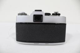 LEICA SL CAMERA, 1369XXX, 1973, WITH SUMMICRON 50MM F2, AND FRONT CAP
