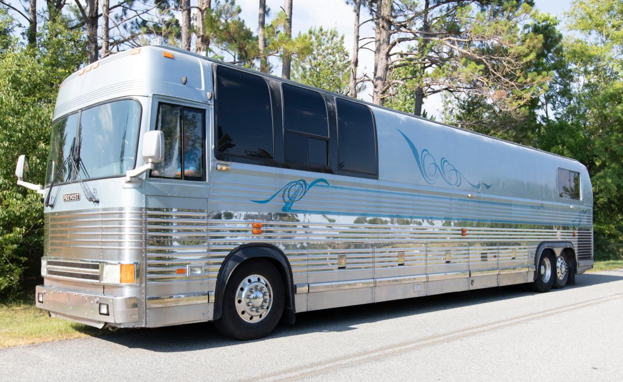 Garth Brooks' Personally Owned Prevost XL Tour Bus