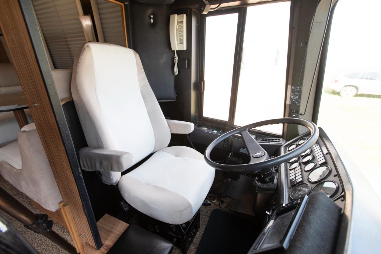 Garth Brooks' Personally Owned Prevost XL Tour Bus