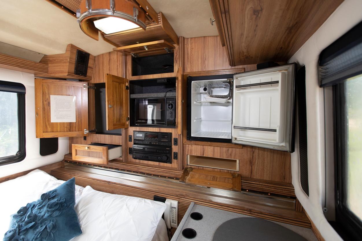 Garth Brooks' Personally Owned Prevost XL Tour Bus