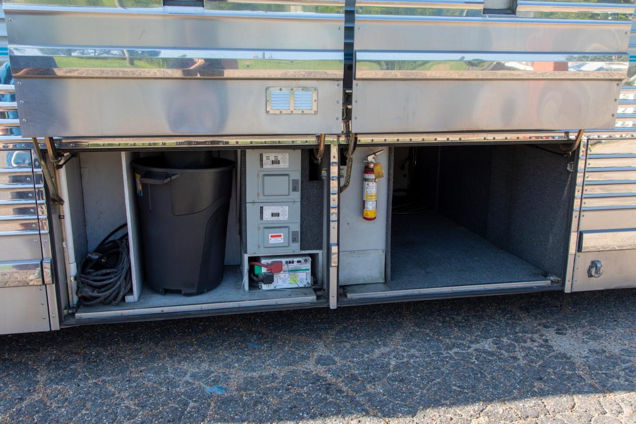 Garth Brooks' Personally Owned Prevost XL Tour Bus