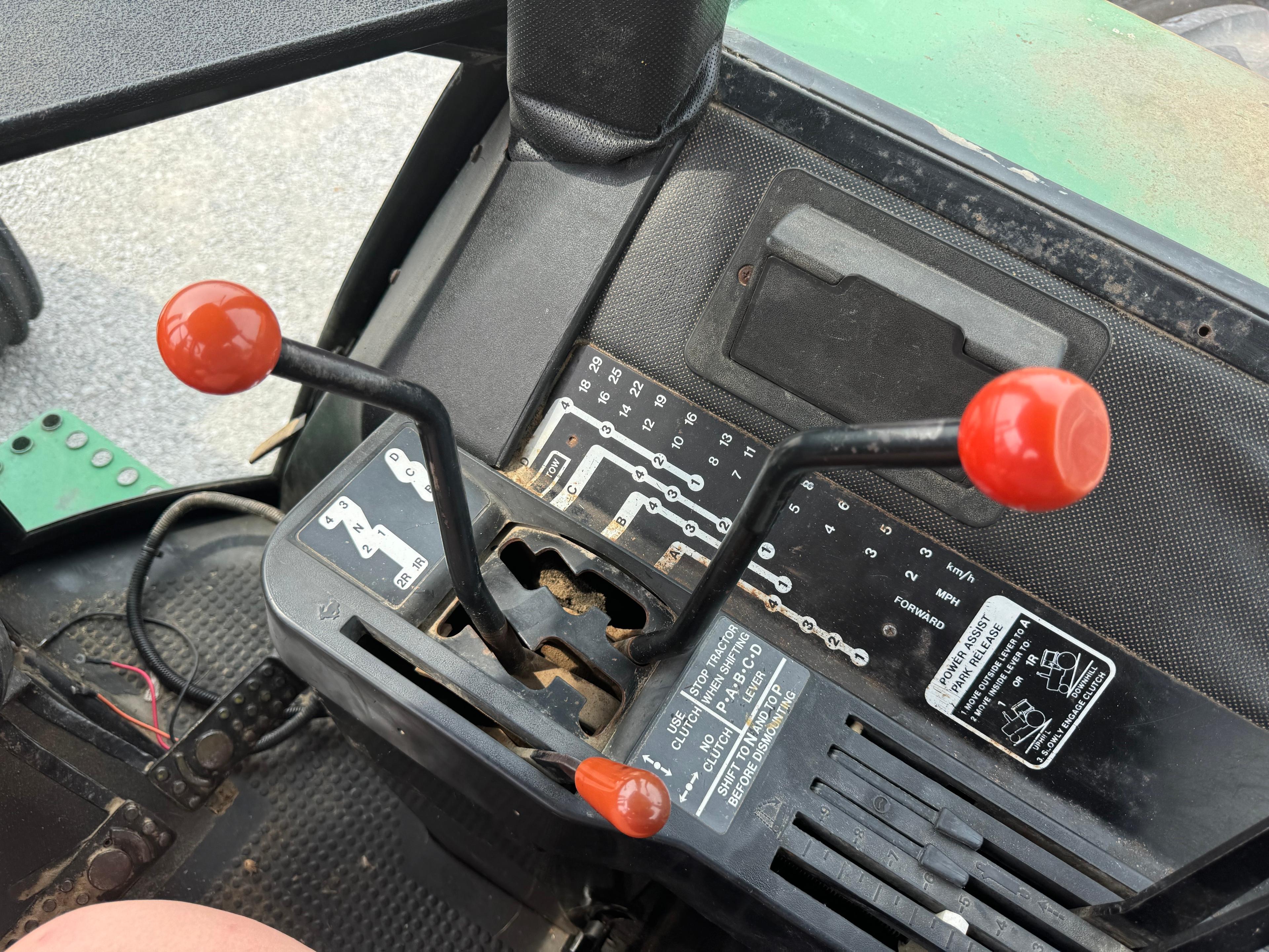 JD 4640 TRACTOR