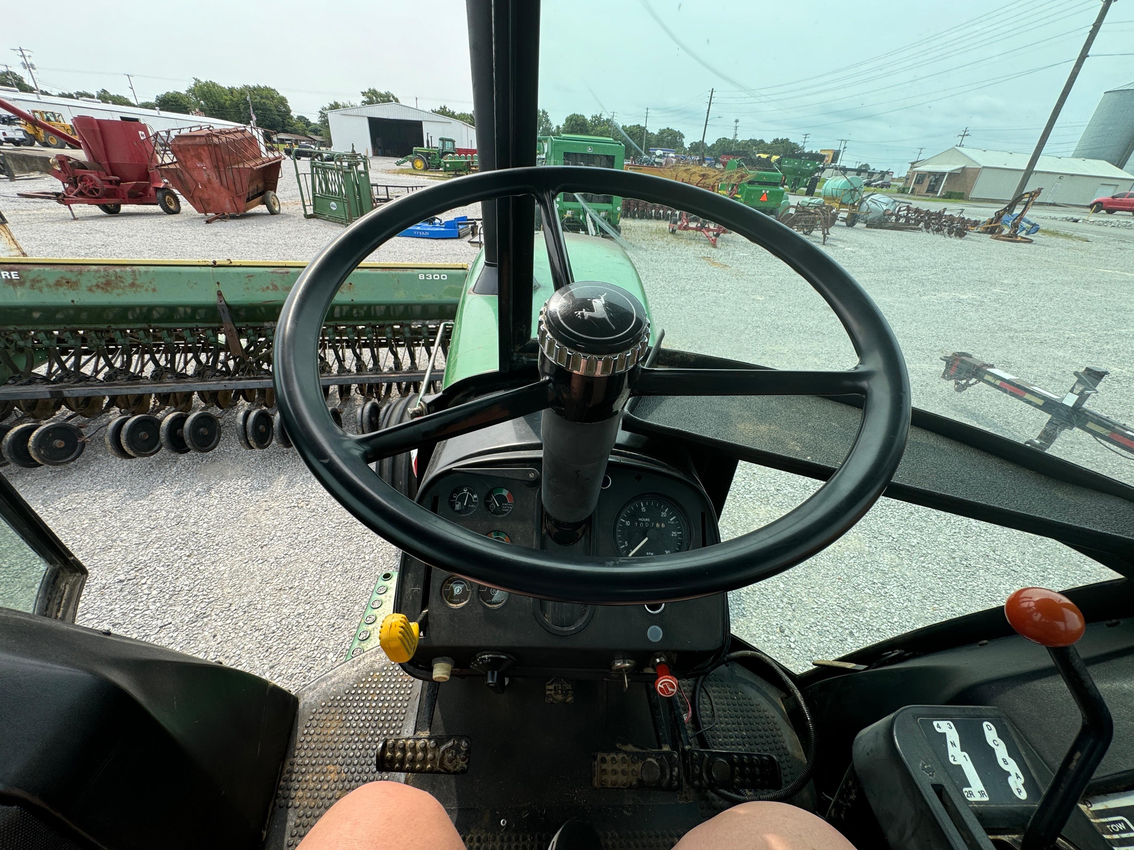 JD 4640 TRACTOR