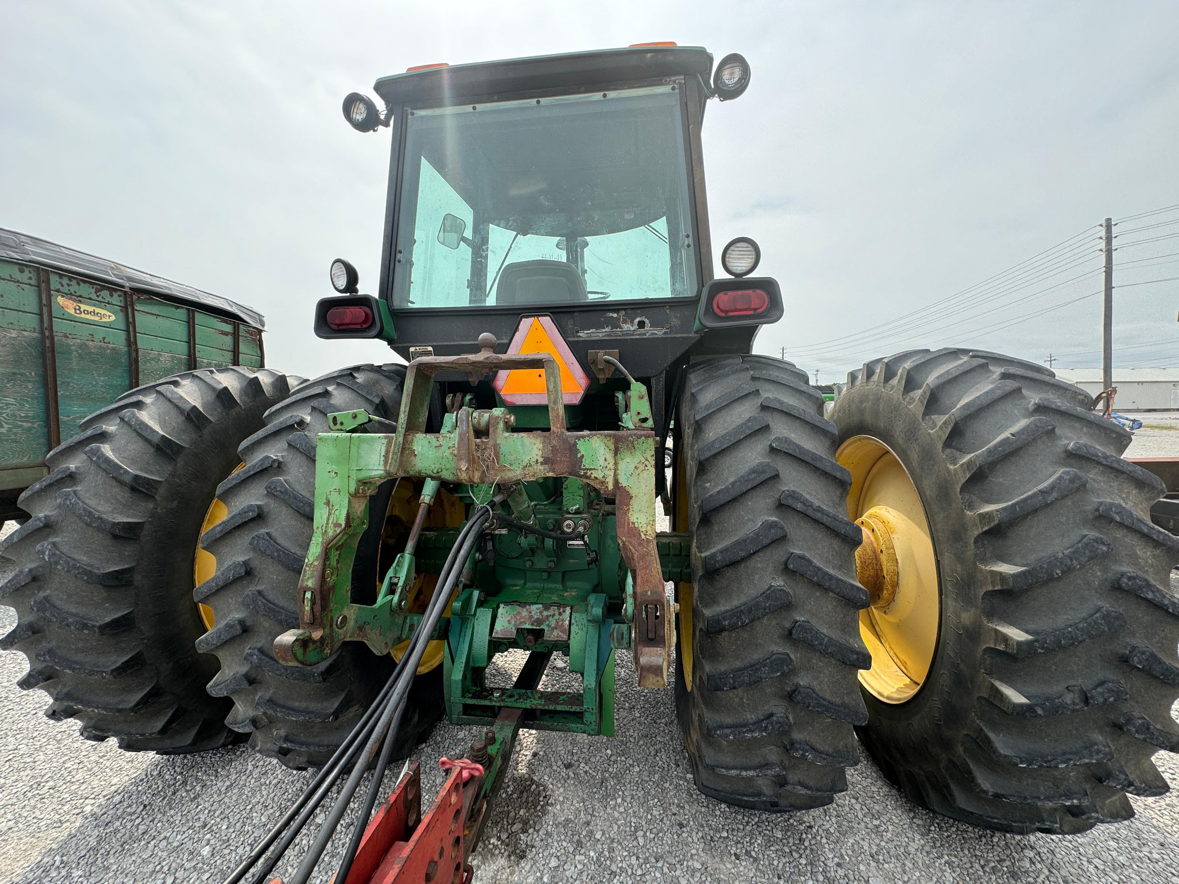 JD 4640 TRACTOR