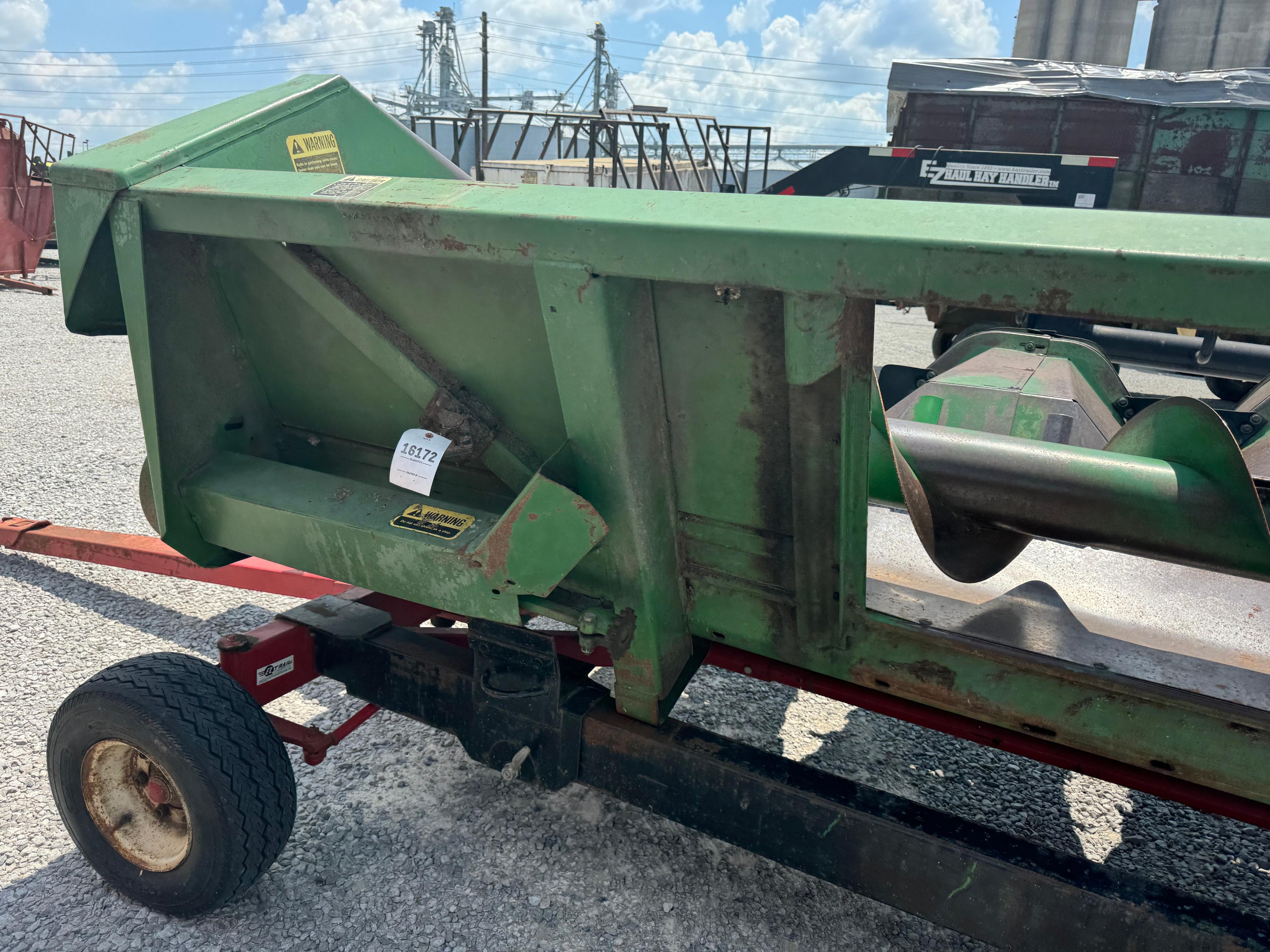 JD 643 CORN HEAD