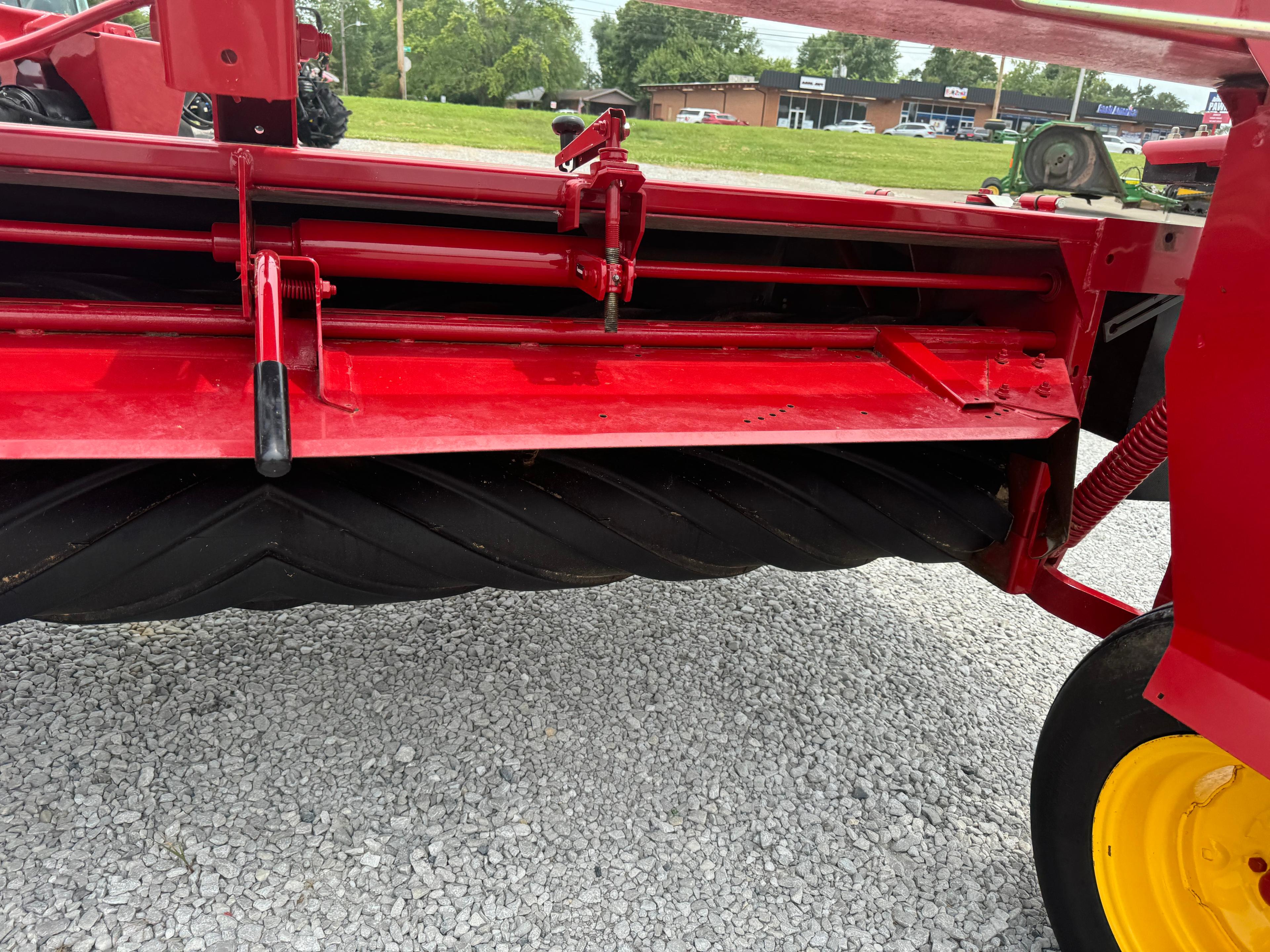NH H7230 HAY BINE