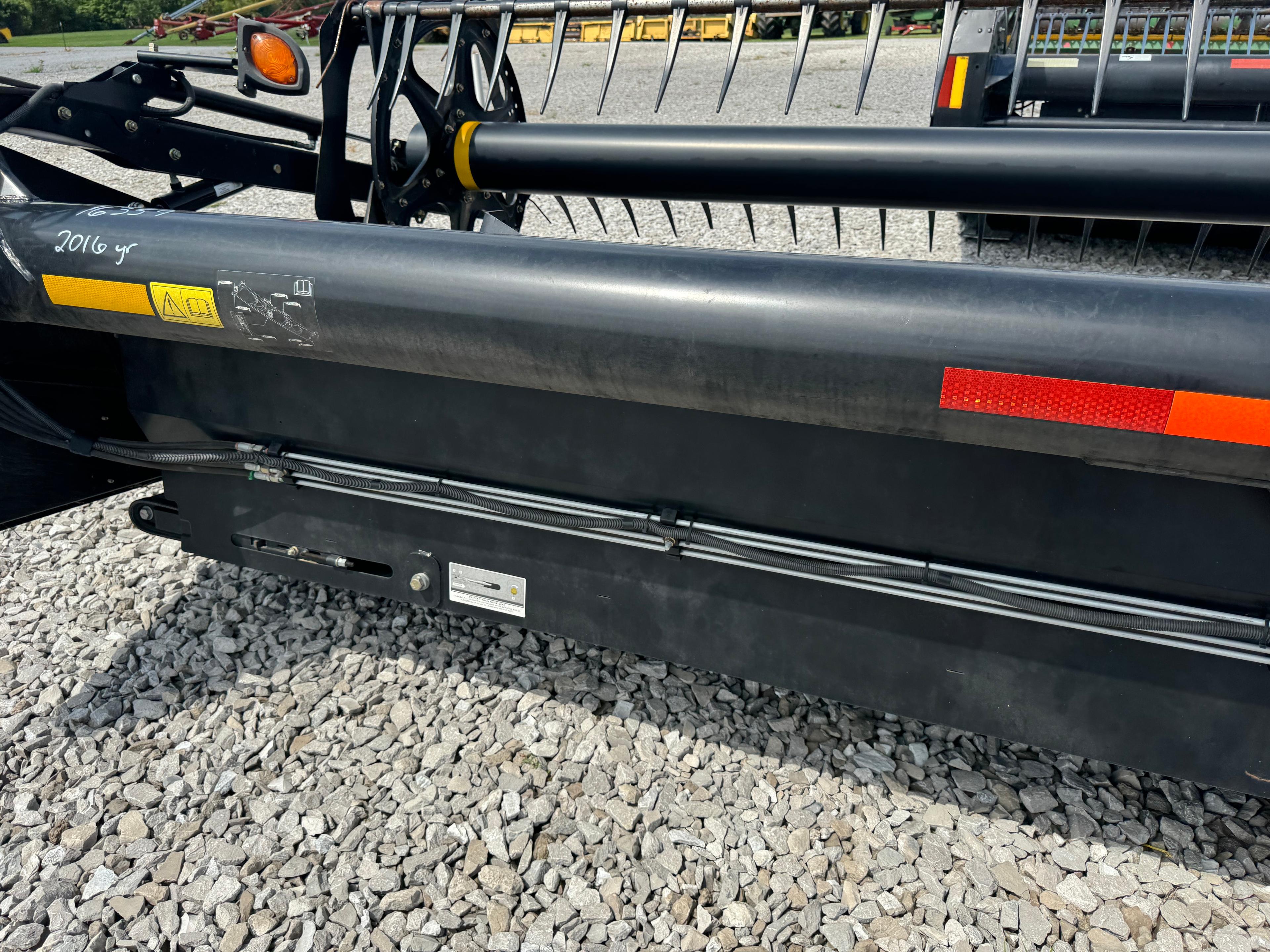 MACDON FD75 PLATFORM